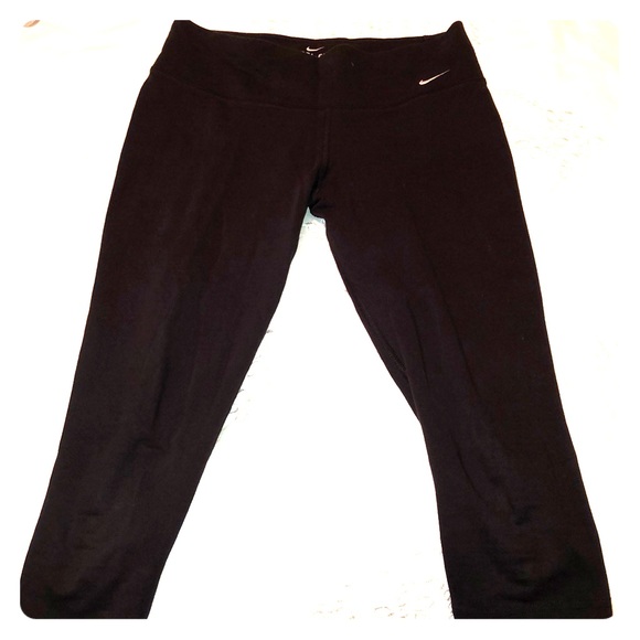 Nike DRI-FIT cropped leggings - Picture 1 of 2